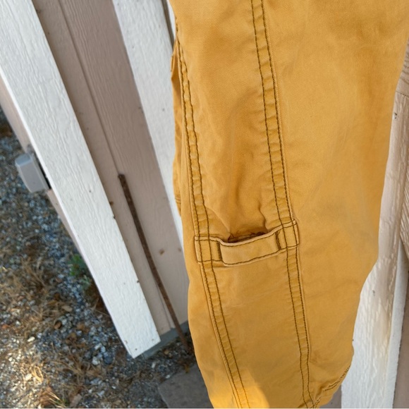 Royal Robbins Women’s 12 hiking pants multiple pocket marigold - Picture 6 of 14